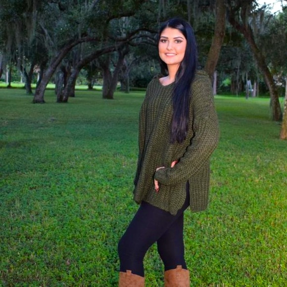 🟢Olive Oversized hoodie - Picture 2 of 2